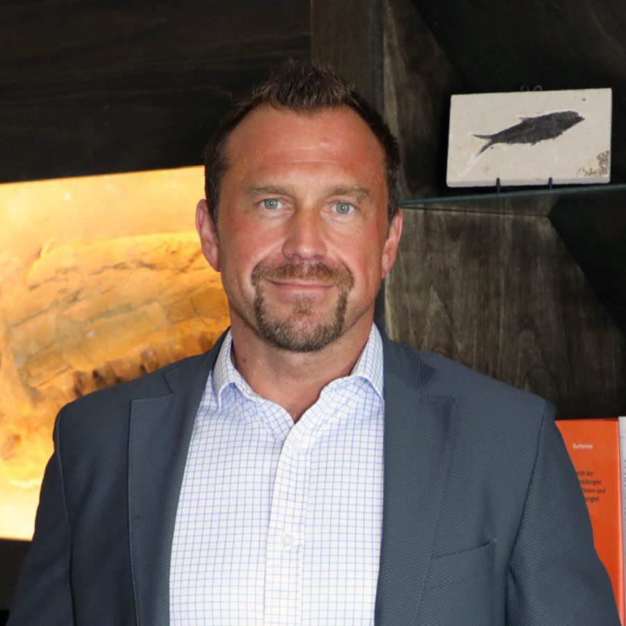 Prof. Patrick Gruhn, LL.M., MBA